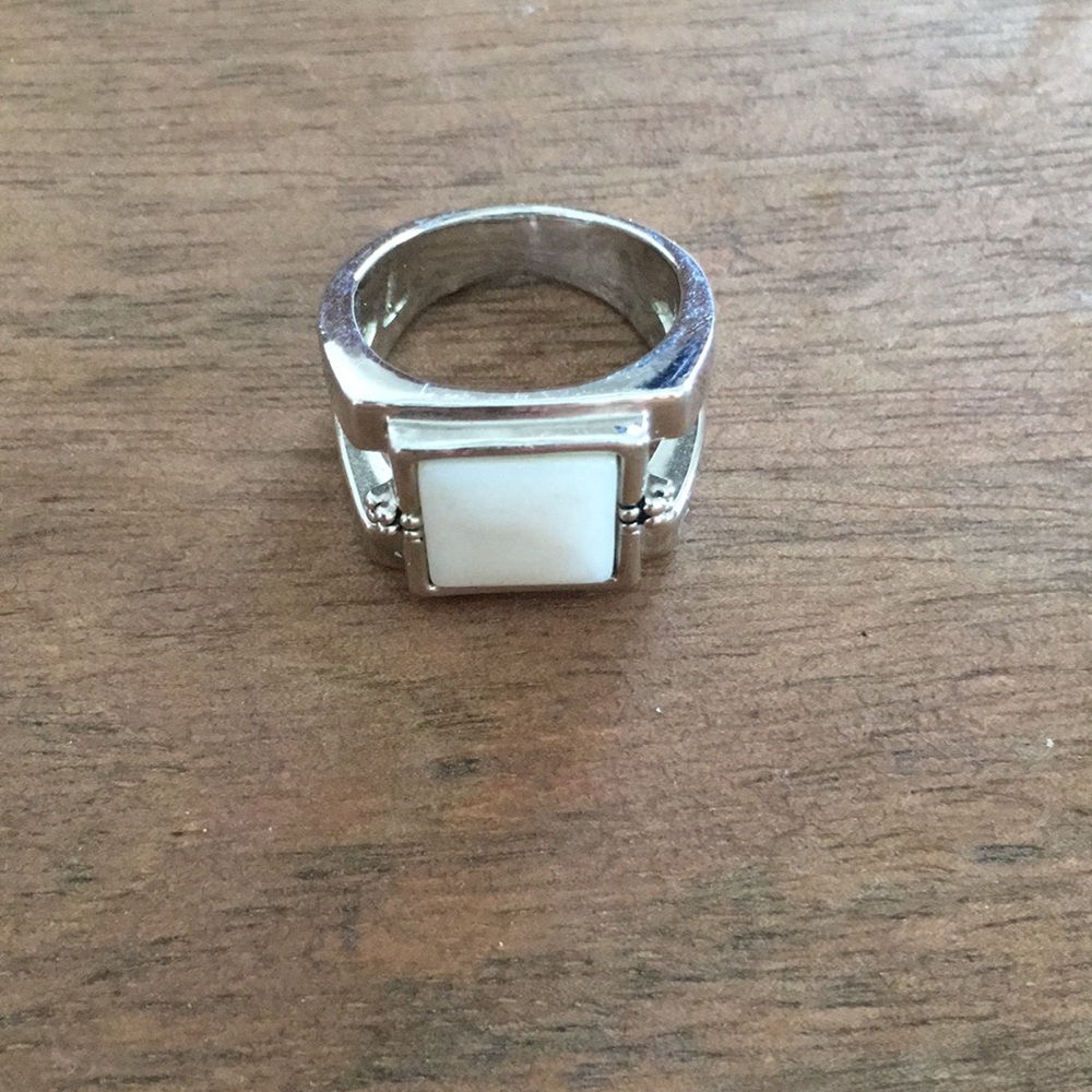 Silver Earring and Ring set - Picture 2 of 3